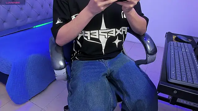 SamBlack_ 在線直播表演