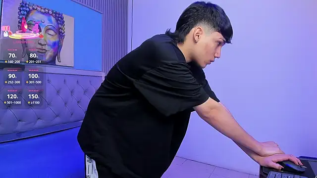 הופעת וובקאם של SamBlack_