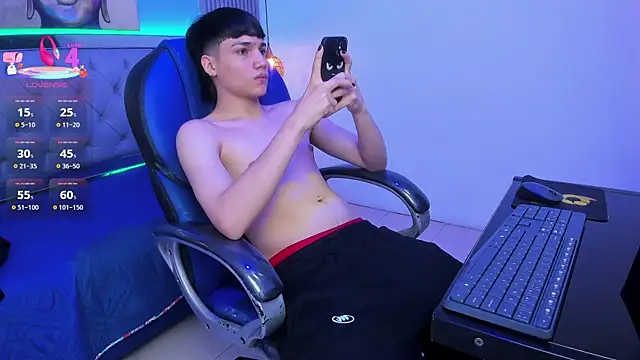 SamBlack_ Show Webcam