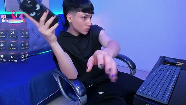 SamBlack_ 在線直播表演