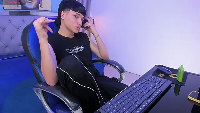 SamBlack_ webkamerás műsora