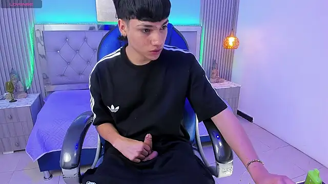 הופעת וובקאם של SamBlack_