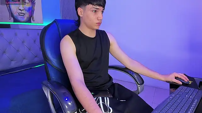 SamBlack_ 在線直播表演