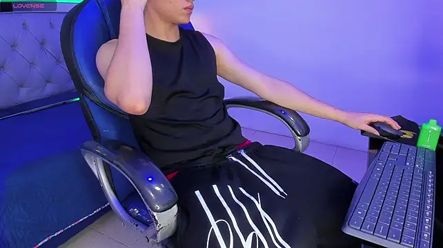 SamBlack_ 网络视讯表演
