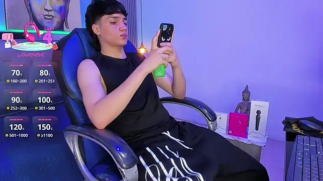 SamBlack_ Show in webcam