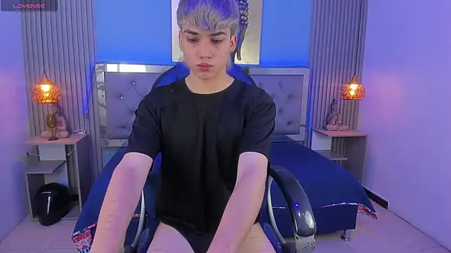 SamBlack_ 在線直播表演