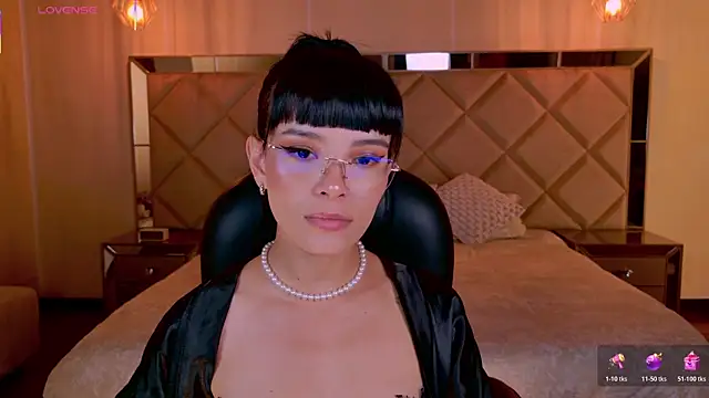 AgathaKondo_'s Live XXX Chat