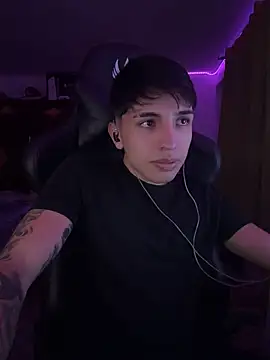 Show modela pabonsito na web-kameri