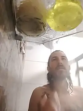 Show modela kamasutrahomem na web-kameri