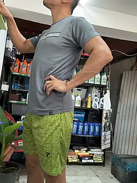 Paul22cm- 网络视讯表演