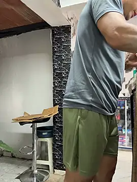 Paul22cm- webcam show