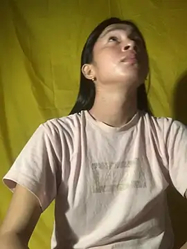Asian_PrettyAle Webcam-Show