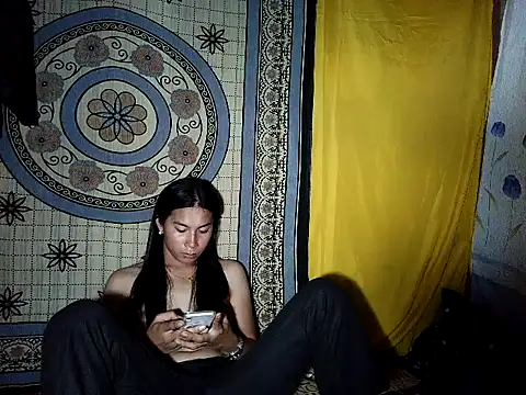Asian_PrettyAle Adlı Modelin Web Kamerası Şovu