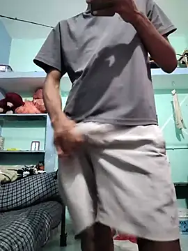 הופעת וובקאם של RAYI_Queen_4