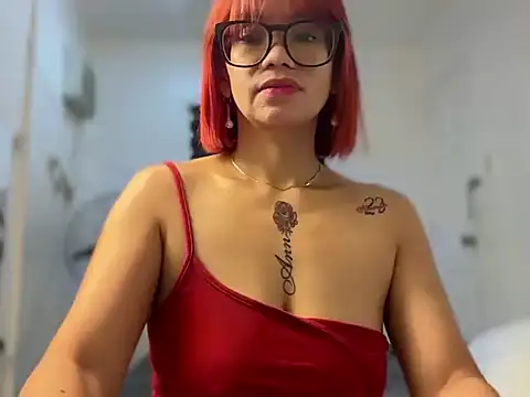 غرفة دردشة Naughty_mariaxxx المباشرة
