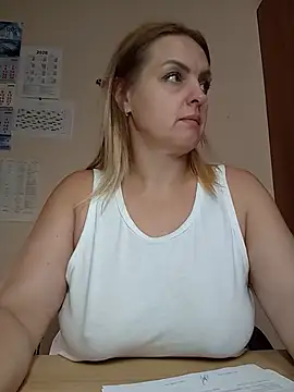 Ami_Foxy's Webcam Show