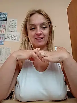 Webkamerová show Ami_Foxy