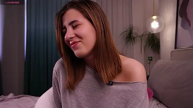 QueenieGitt Adlı Modelin Canlı XXX Sohbeti