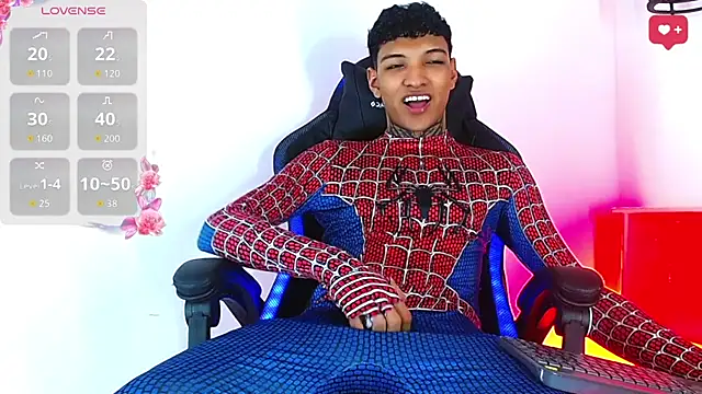 Show modela Rick_Wade na web-kameri