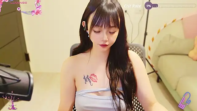 Khaleesi_ying_'s Live Chat Room