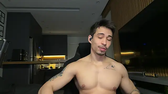 Show de mettew22cm na webcam