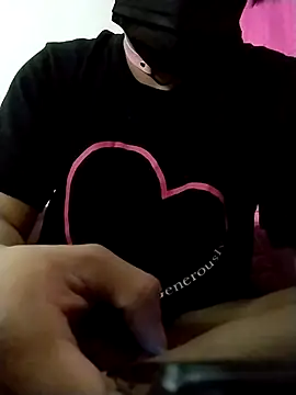 Show modela Ftm_Bunny na web-kameri