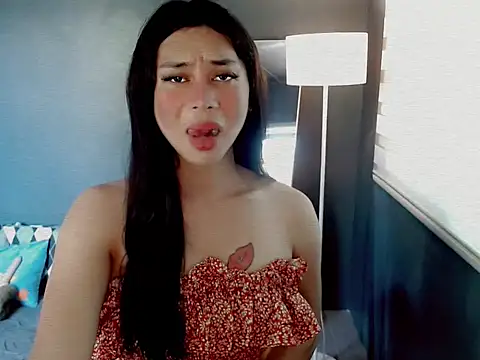 Precious_jazzy Pertunjukan Webcam