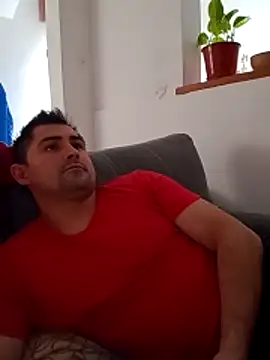 Bradd_32's Webcam Show