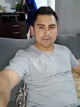 Bradd_32 Webcam Show