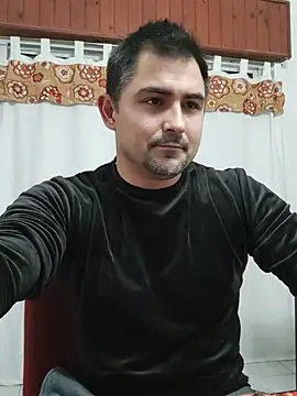 Chat XXX en directo de Bradd_32