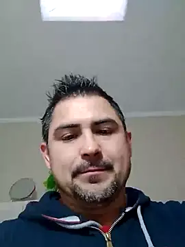 Bradd_32 Webcam show