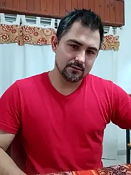 Bradd_32 Show Webcam