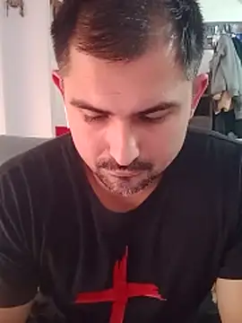 Bradd_32のウェブカメラショー