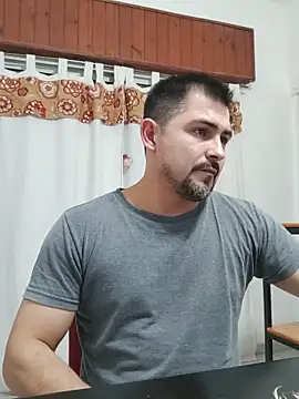 Bradd_32 网络视讯表演