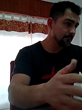Bradd_32 网络视讯表演