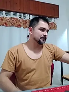 Bradd_32 网络视讯表演