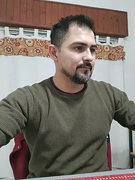 Bradd_32 网络视讯表演