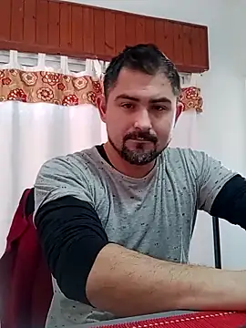 Bradd_32 网络视讯表演