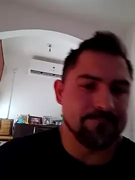 Bradd_32 网络视讯表演