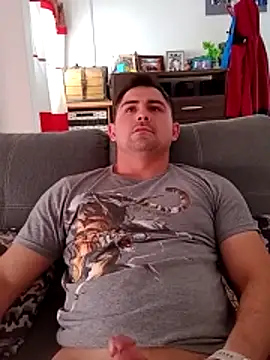 Bradd_32 Show Webcam