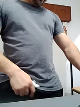 Bradd_32 Pertunjukan Webcam