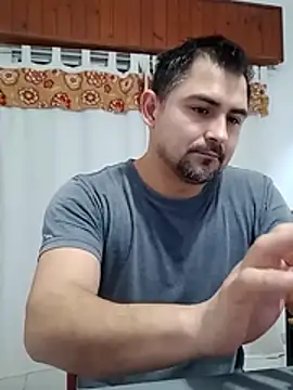 Bradd_32 – webcam-show