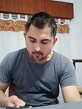Bradd_32 Pertunjukan Webcam