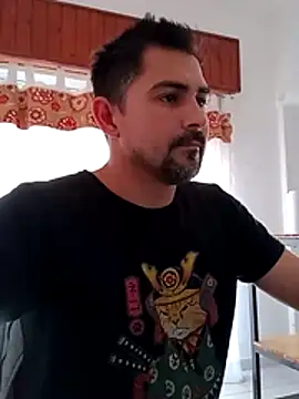 Bradd_32のウェブカメラショー