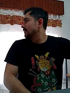 Bradd_32 Show Webcam