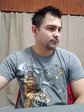 عرض كام Bradd_32