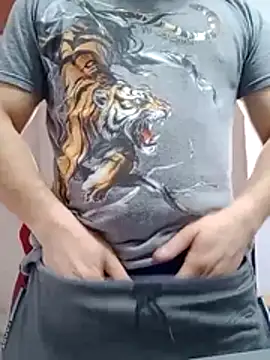 Bradd_32のウェブカメラショー