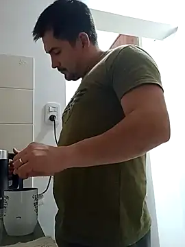 Bradd_32のウェブカメラショー