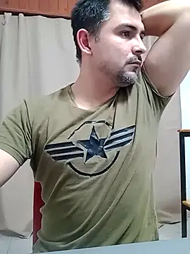 Bradd_32 Show Webcam