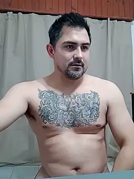 Bradd_32 Show Webcam